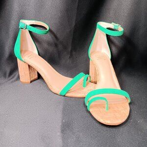 INC International Concepts Green Heels Size 8.5 {CH}